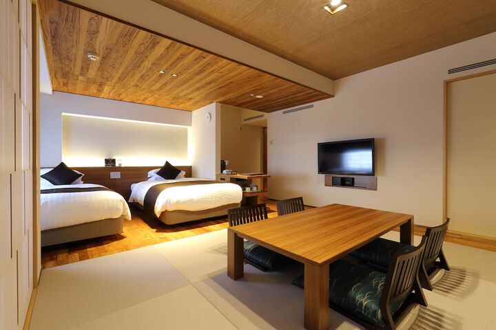 Room 18 of 134