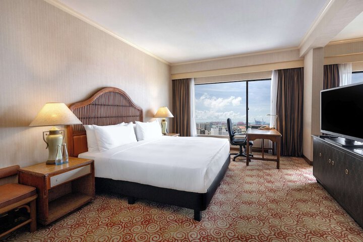 Room 35 of 134