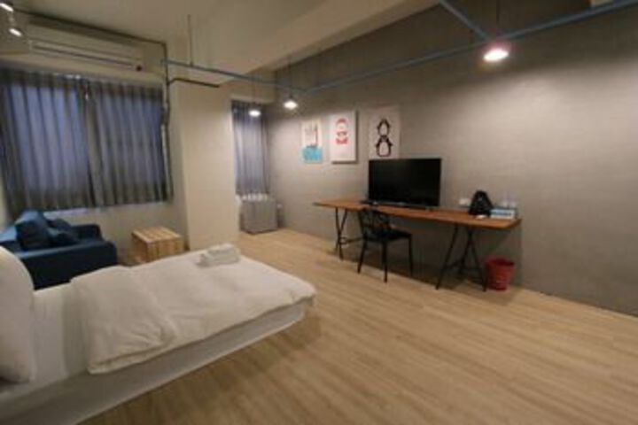 Room 53 of 64