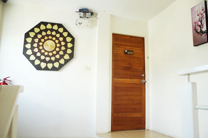 Ballroom/Hall 19 of 32