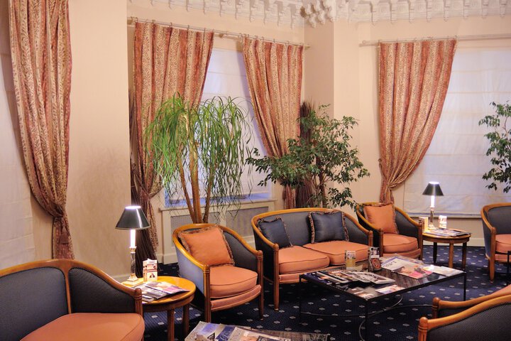 Hotel Interior 8 of 94