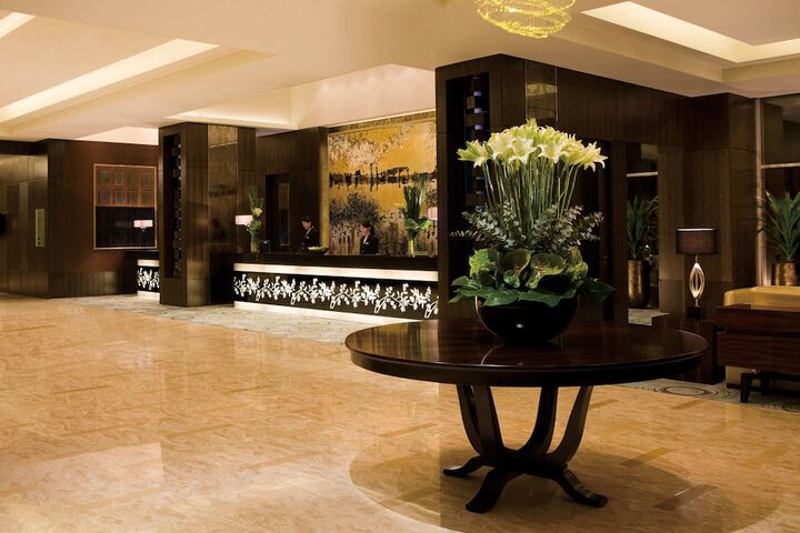 Hotel Lobby