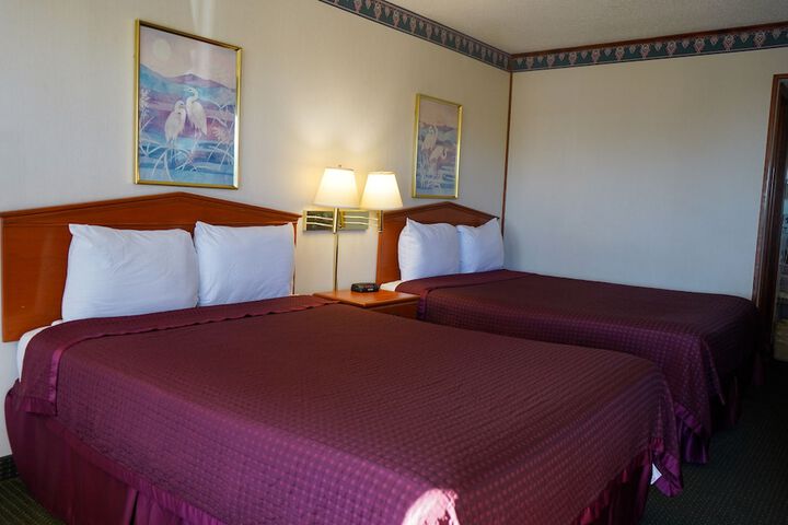 Room 20 of 54