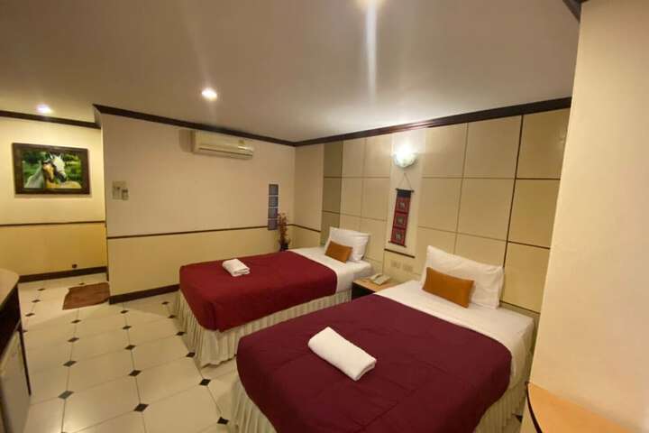 Room 20 of 54