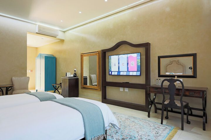 Room 20 of 101