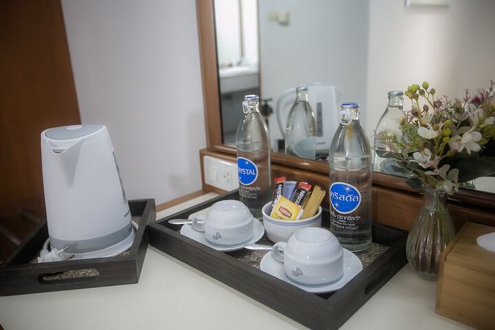 Room 93 of 143