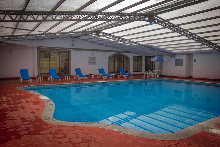 Pool 59 of 85