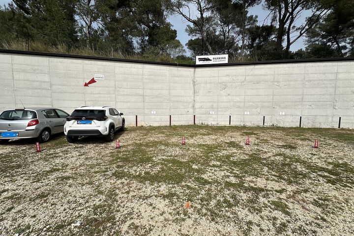 Property Grounds 21 of 24