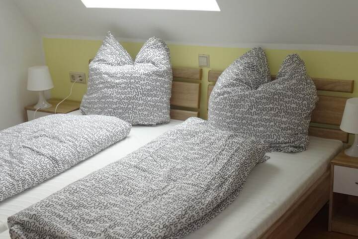 Room 14 of 38