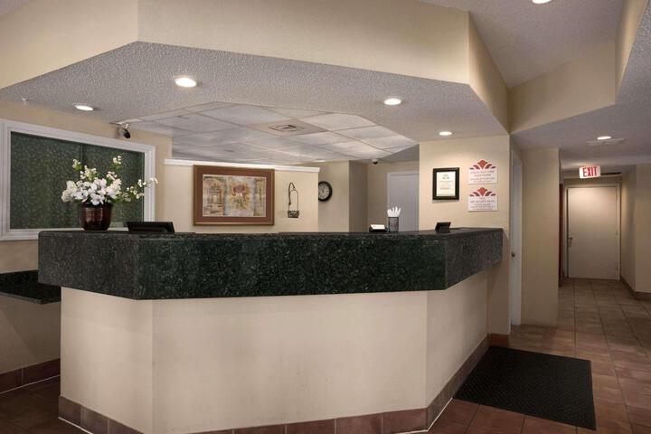 Guest Lobby