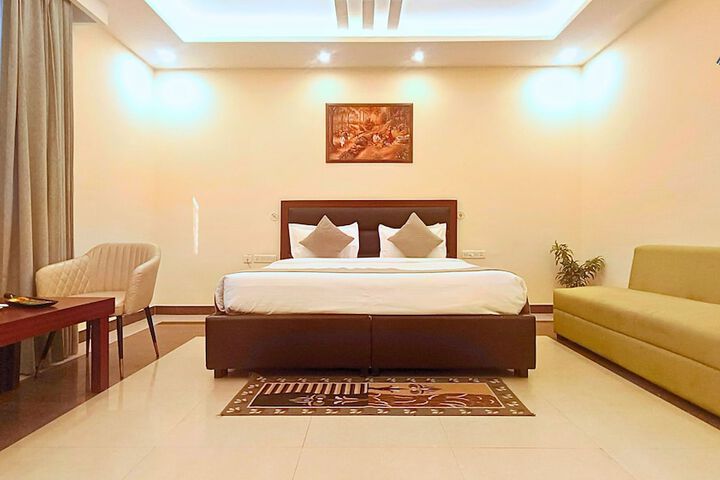 Room 46 of 95