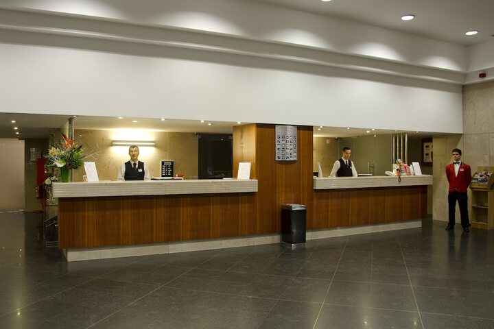Guest Lobby