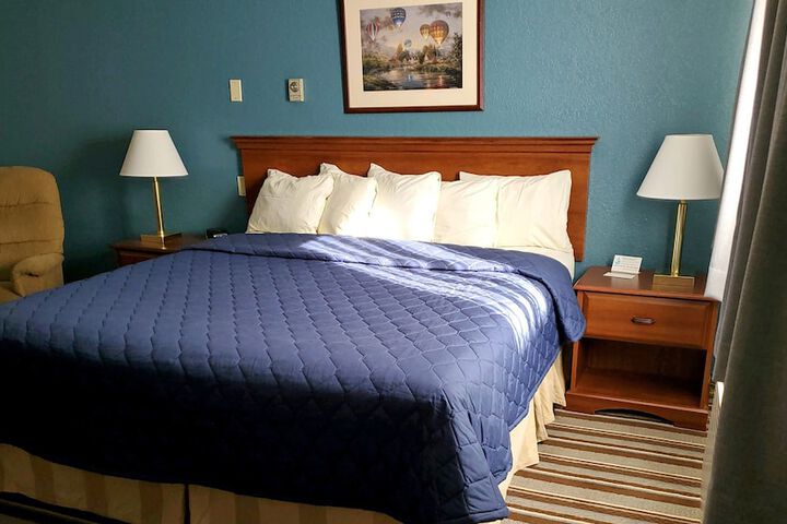 Room 10 of 47
