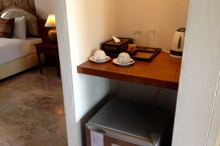Breakfast/Coffee Service 17 of 60