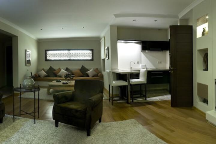 Private kitchenette