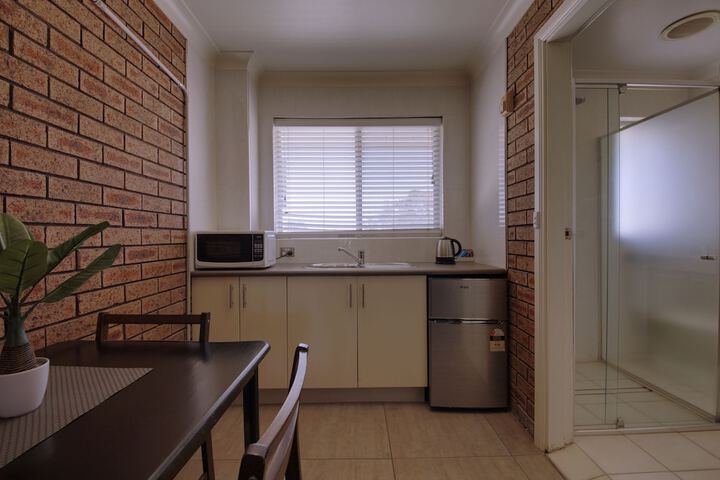 Room 25 of 62