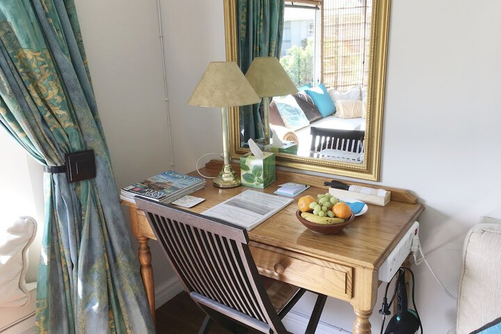 Room 25 of 26