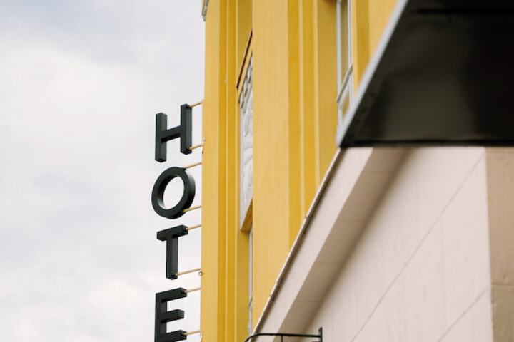 Hotel 102 of 106