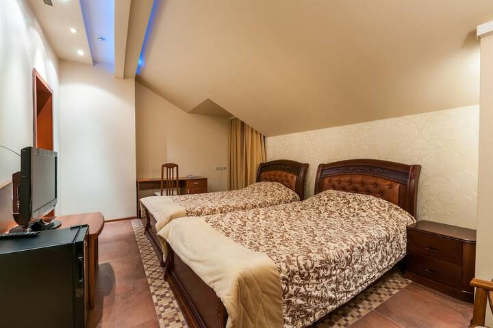 Room 26 of 57