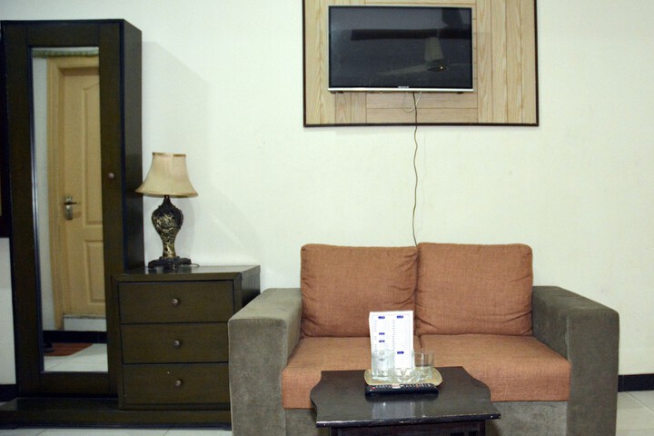 Room 16 of 24