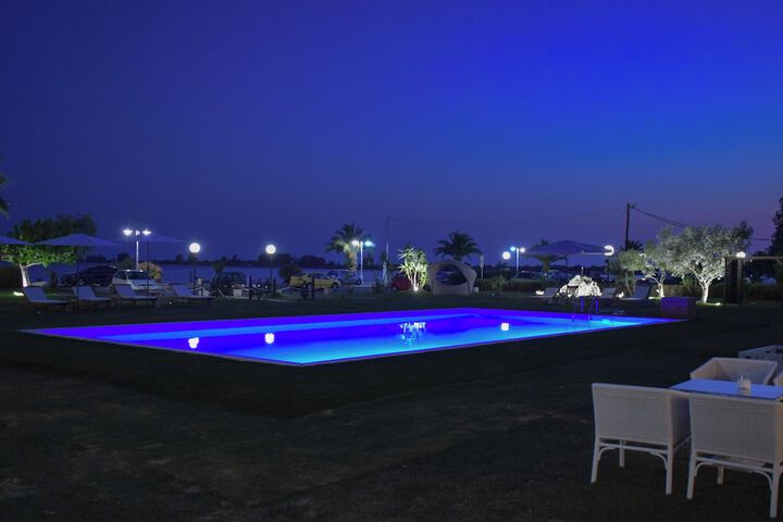 Pool 209 of 261