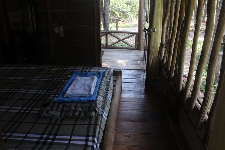 Room 5 of 44