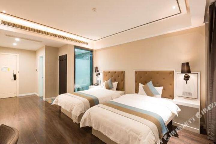 Yueboyun Hotel(Qufu Three-hole scenic spot Branch)