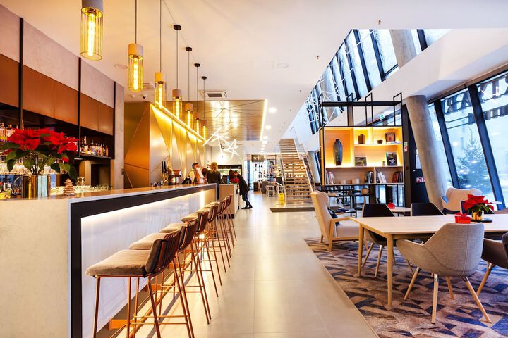 Guest Lobby