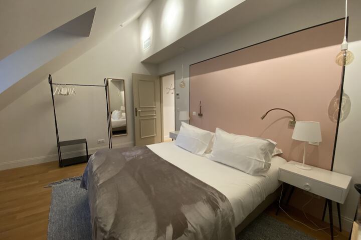 Room 15 of 50
