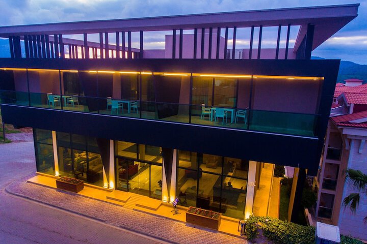 Aes Club Hotel