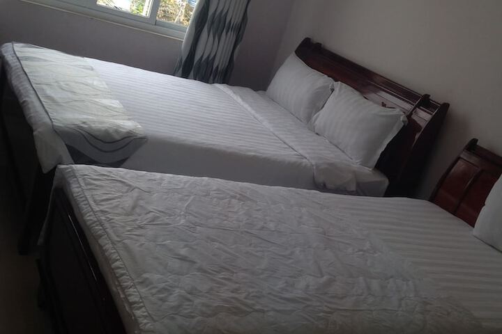 Room 5 of 23