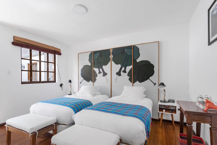 Room 3 of 28