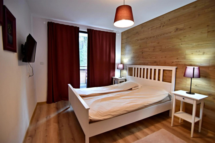 Room 6 of 21