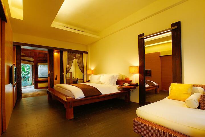 Room 3 of 36