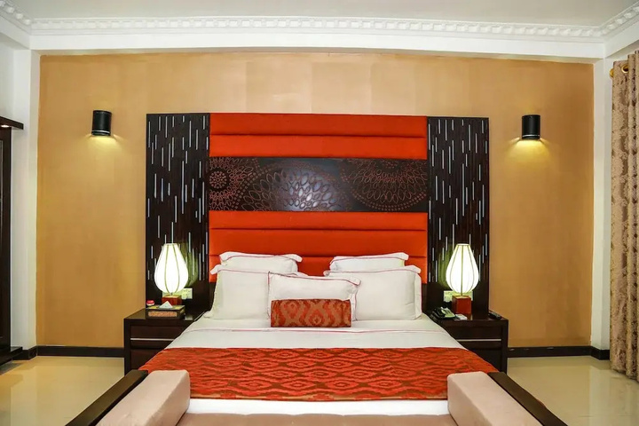 Room 4 of 21