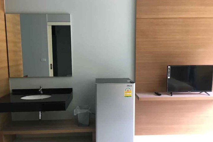 Room 6 of 21