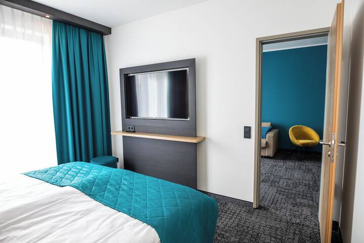 Room 14 of 39