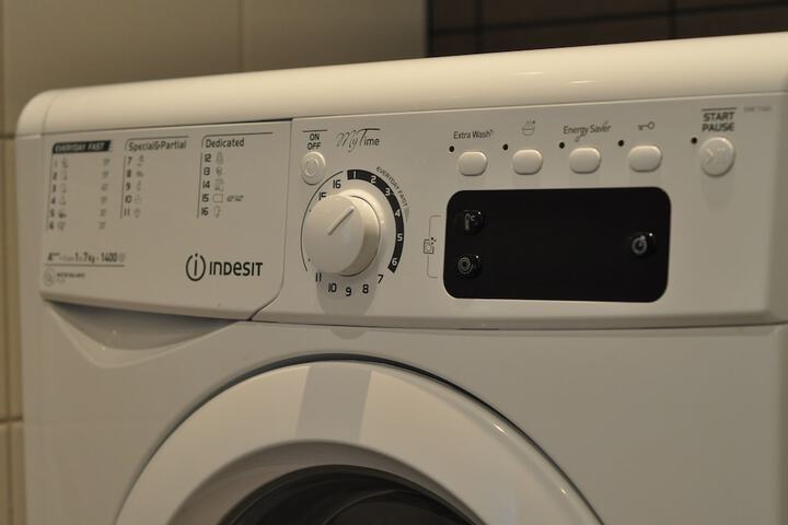 Laundry 24 of 46