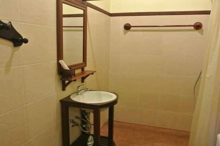 Bath Interior