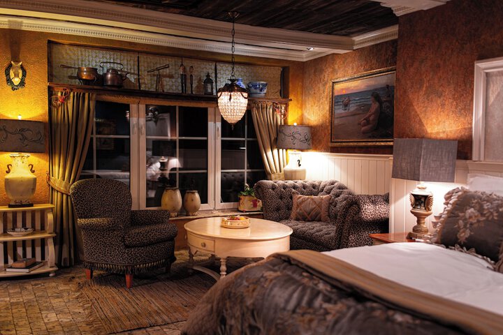 Room 38 of 71