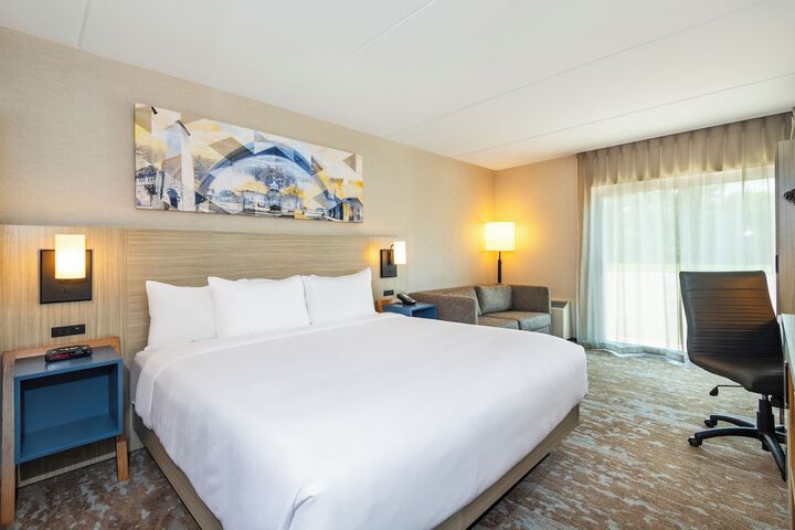 Room 4 of 48