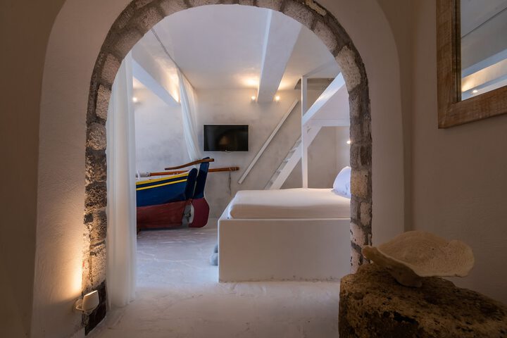 Room 4 of 26
