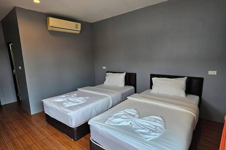 Room 14 of 24
