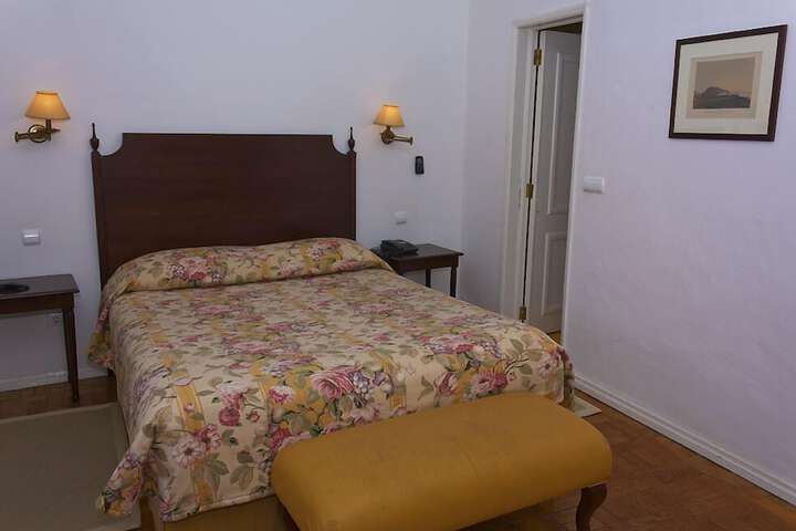 Room 3 of 14