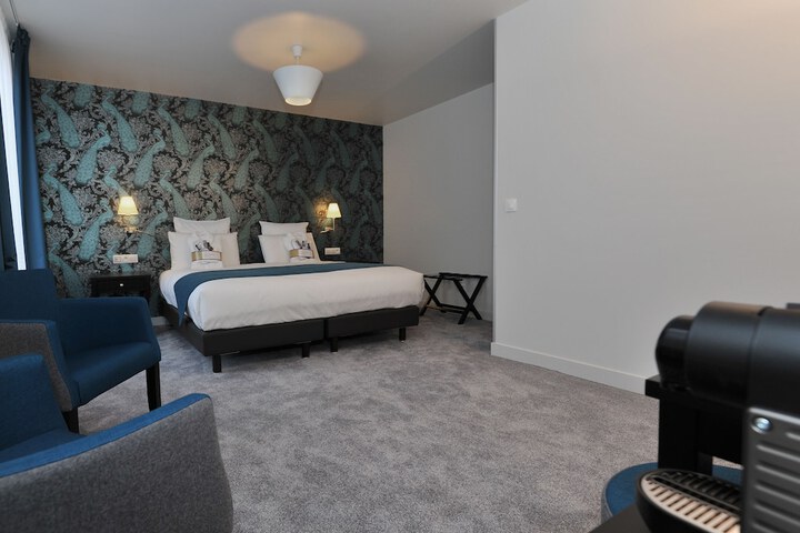 Room 20 of 112