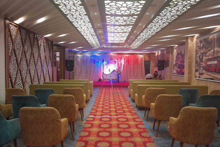 Ballroom/Hall 24 of 32