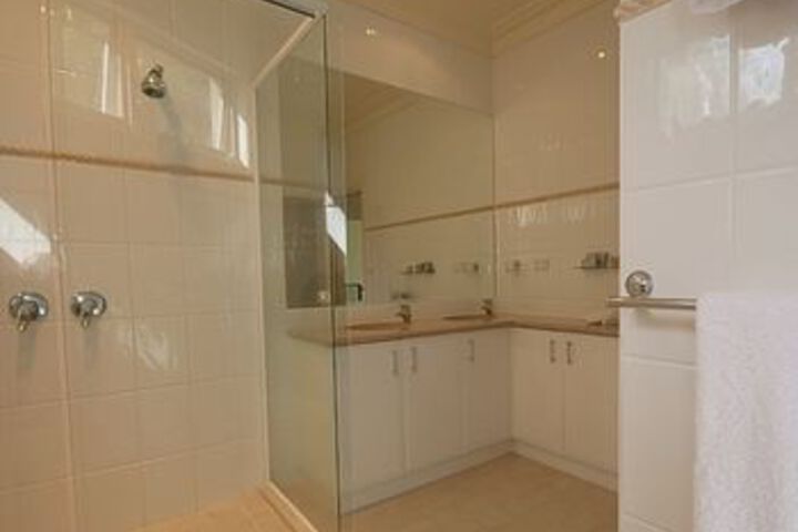 Room 14 of 24