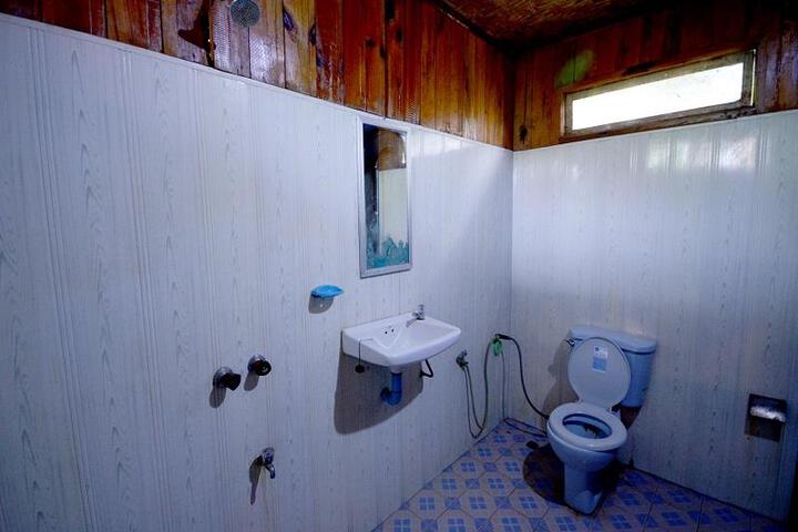 Room 3 of 5