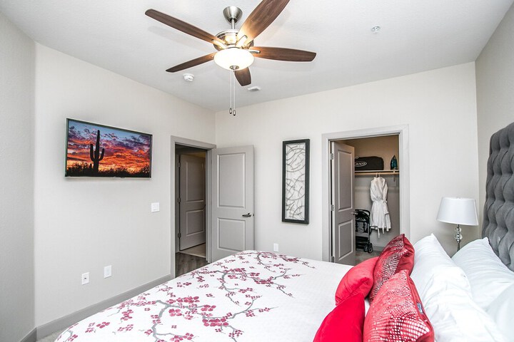 Room 2 of 50