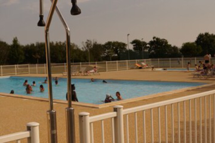 Pool 20 of 36